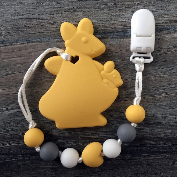 Silicone Teething Toy - Picture 1 of 4